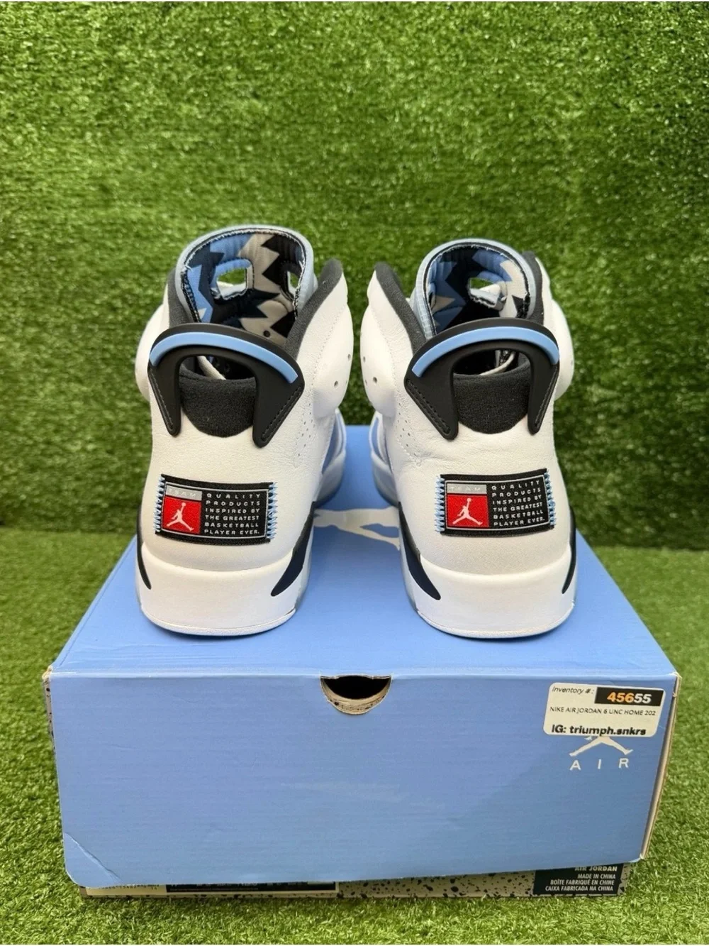 Jordan 6 “UNC” size 11